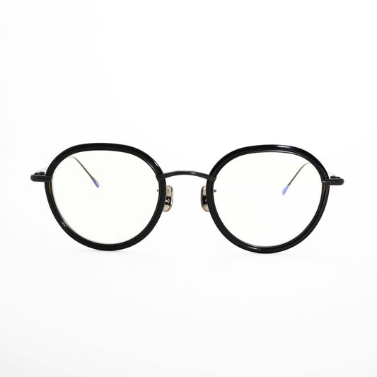 必見!軽さと耐久性を兼ね備えたチタン眼鏡の魅力