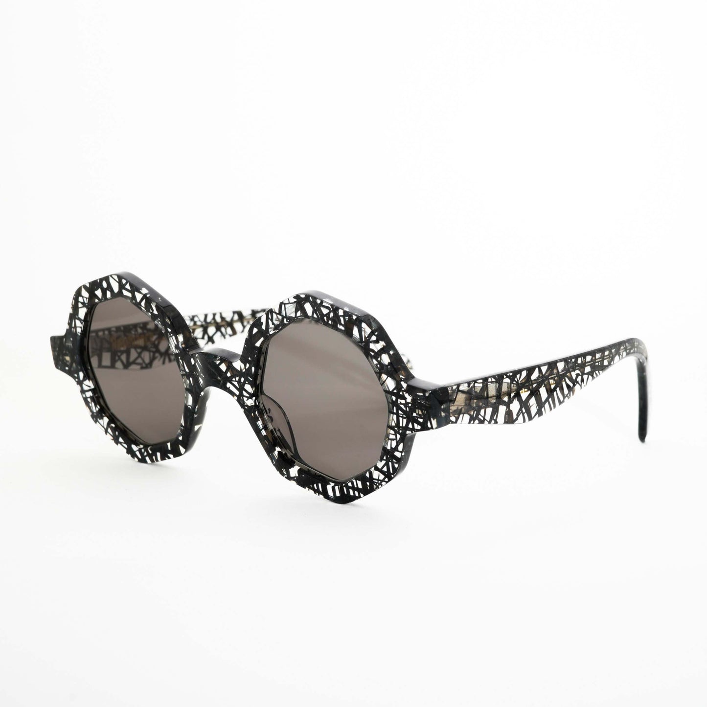 resonance_metronome_balancier_sunglass