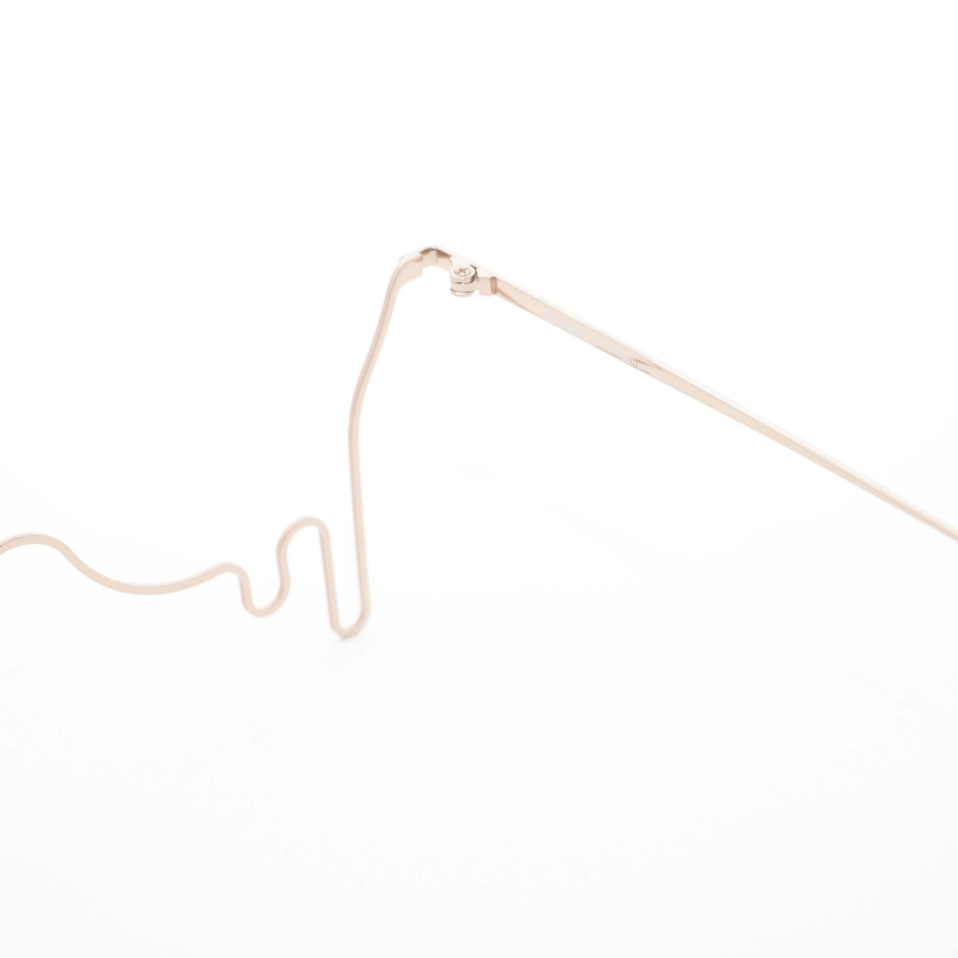 resonance_metronome_tears_wireglass