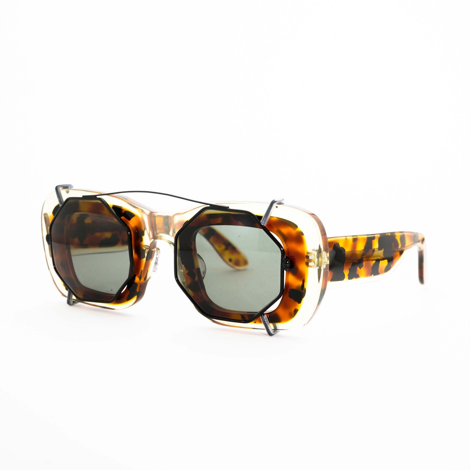 resonance_metronome_blast_sunglass