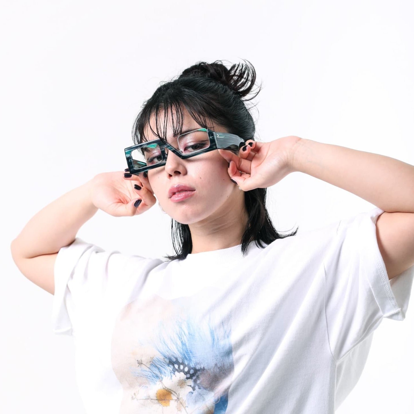 Resonance）NEJU [ アセテート / チタン / サングラスor度なしブルー